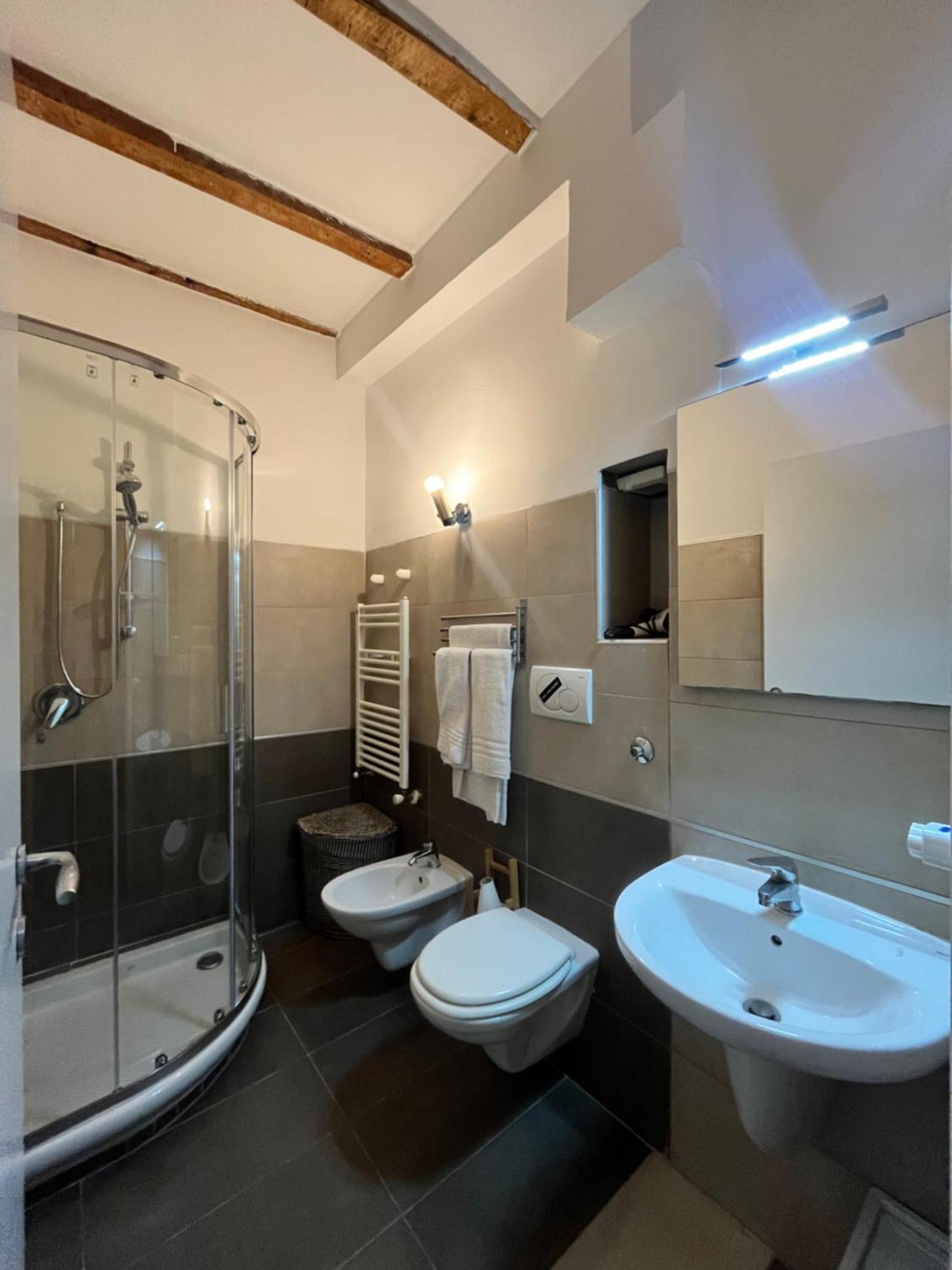 Charming Ringhiera Studio Milan Exterior photo
